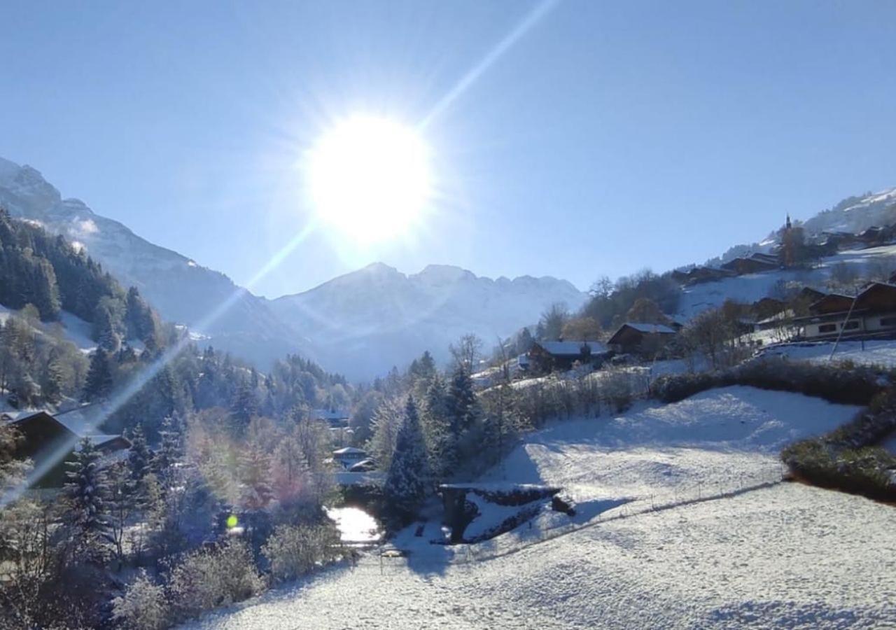 Aparthotel Mountain River Resort Val dʼIlliez Eksteriør bilde