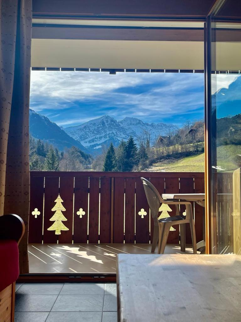 Aparthotel Mountain River Resort Val dʼIlliez Eksteriør bilde