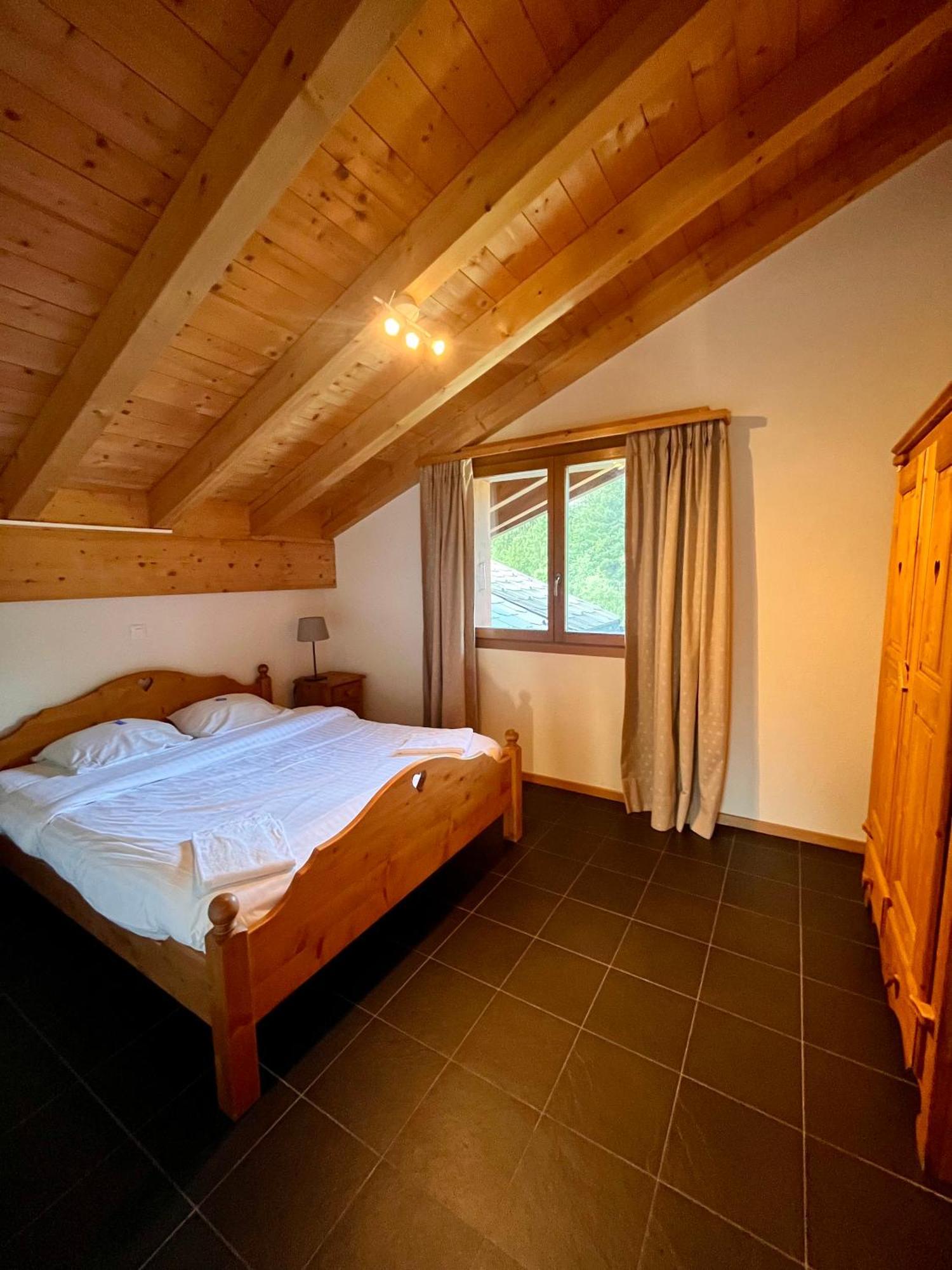 Aparthotel Mountain River Resort Val dʼIlliez Eksteriør bilde